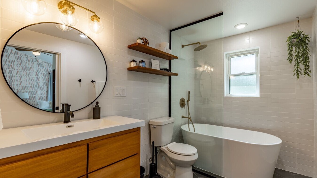 Photo of Bathroom in Granite Shoals