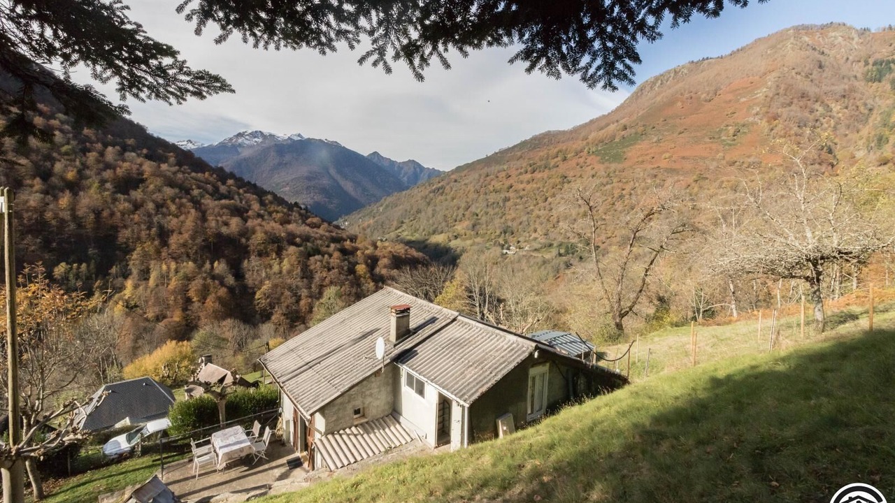 Photo of Outdoor in Melles