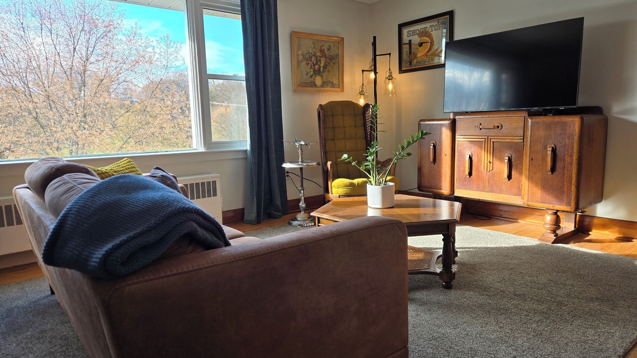 Photo of Livingroom in Kingston