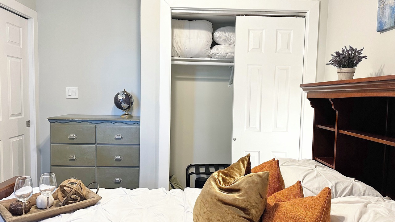 Photo of Bedroom in Oak Park