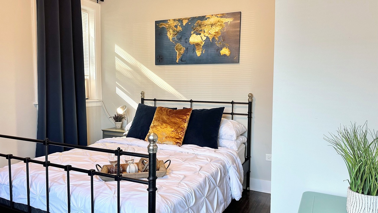 Photo of Bedroom in Oak Park