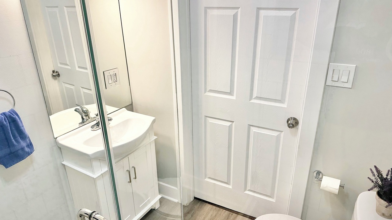 Photo of Bathroom in Oak Park