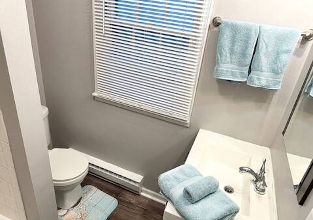 Photo of Bathroom in Yorkville