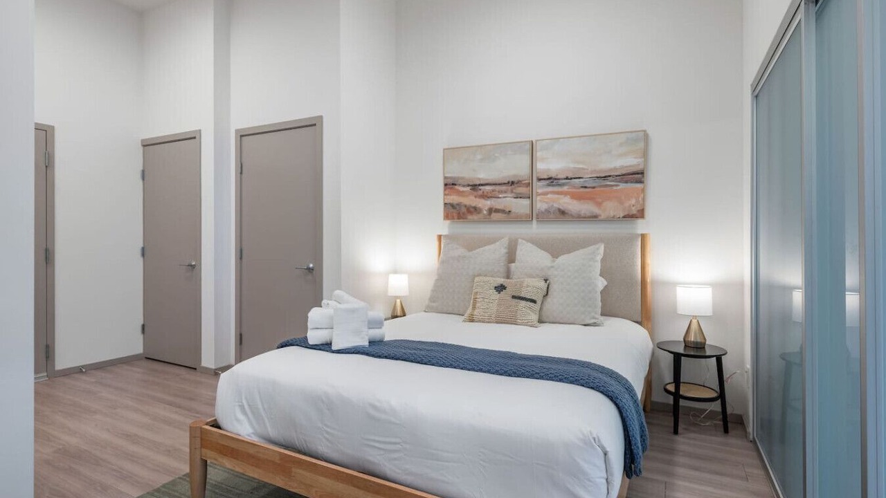 Photo of Others in Roosevelt