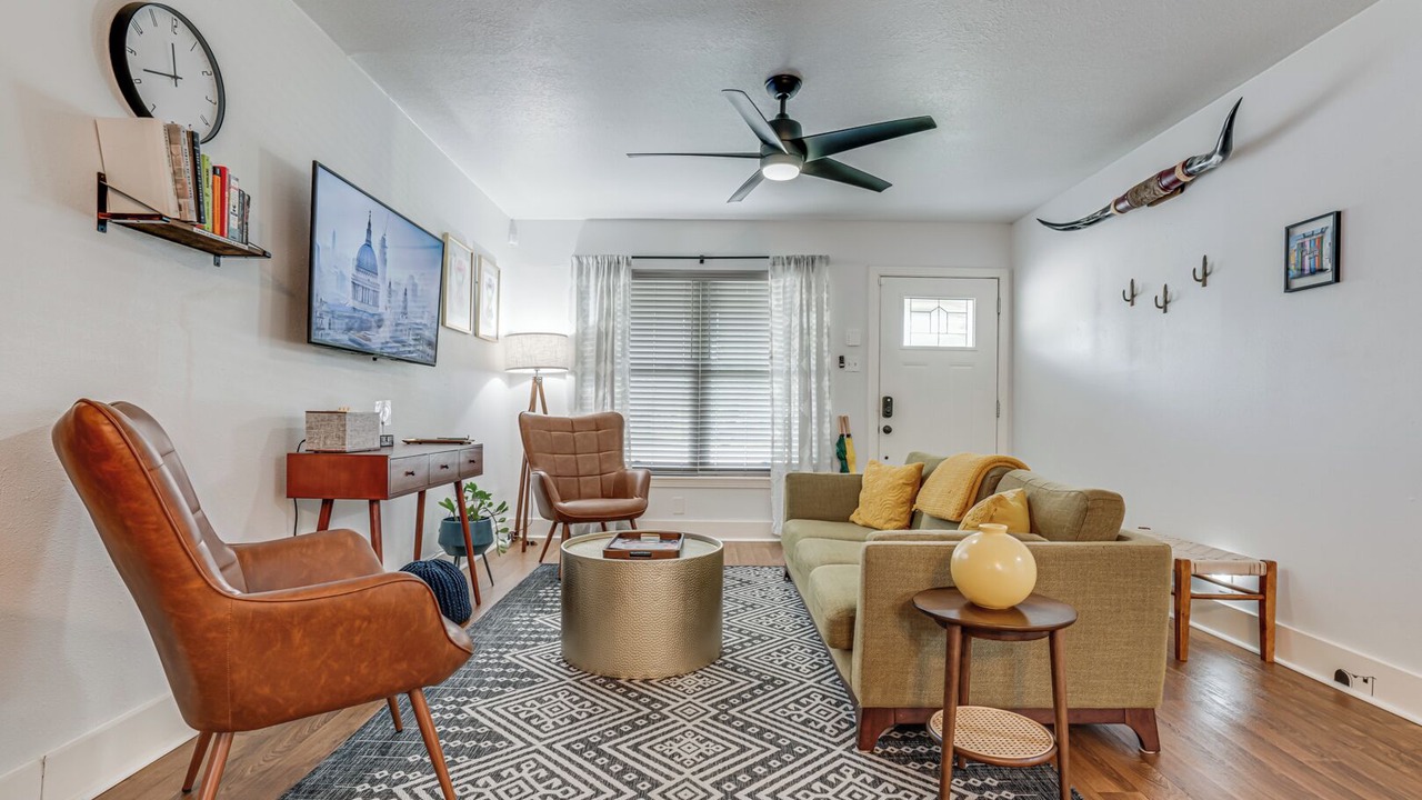 Photo of Livingroom in Shearer Hills - Ridgeview
