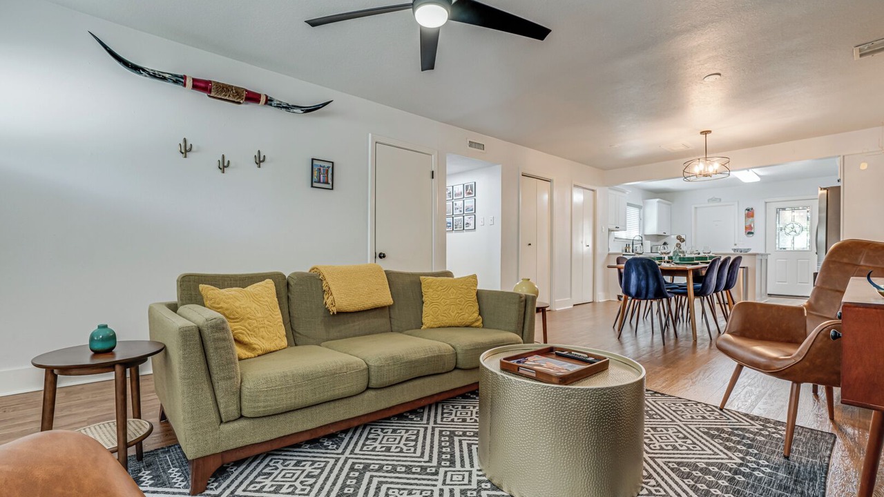 Photo of Livingroom in Shearer Hills - Ridgeview