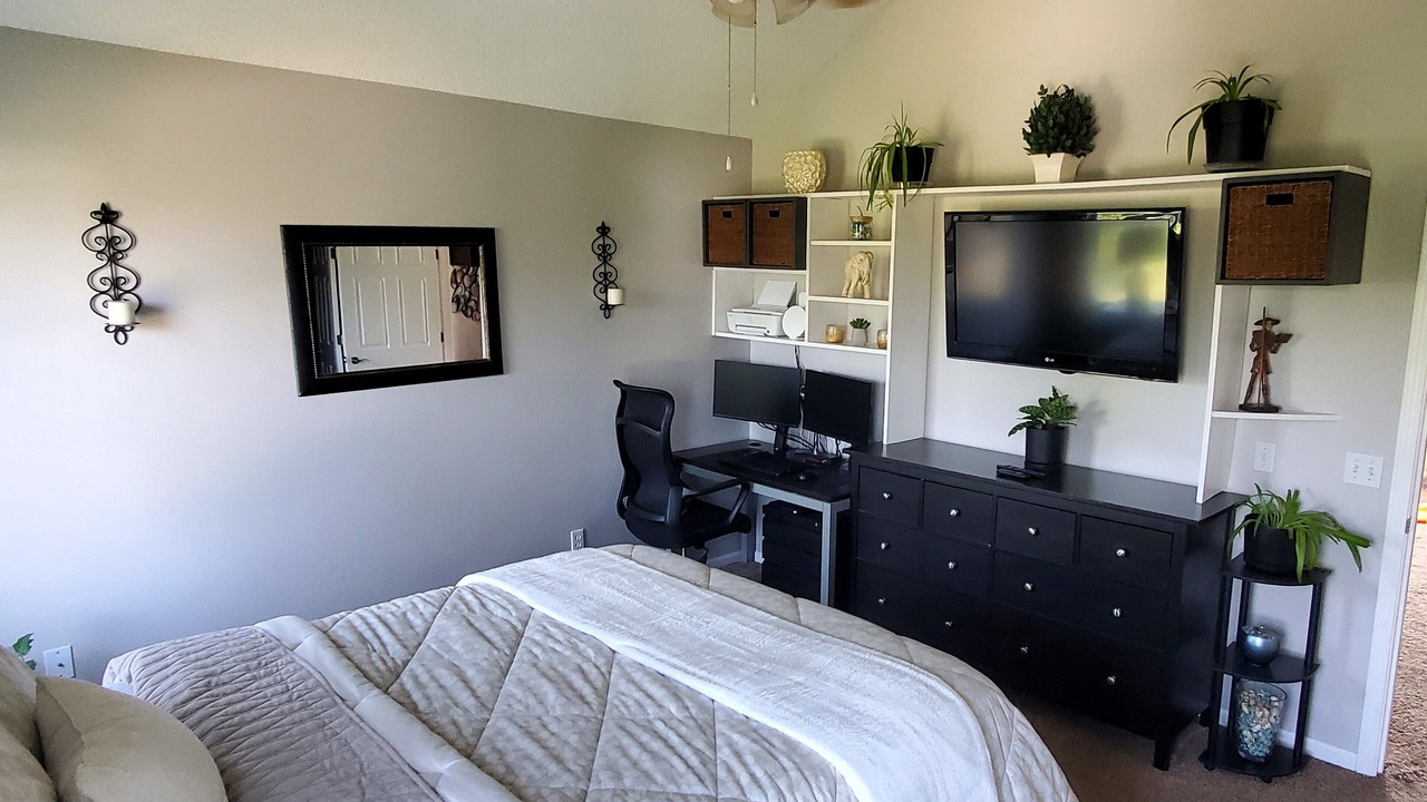 Photo of Bedroom in Platte City