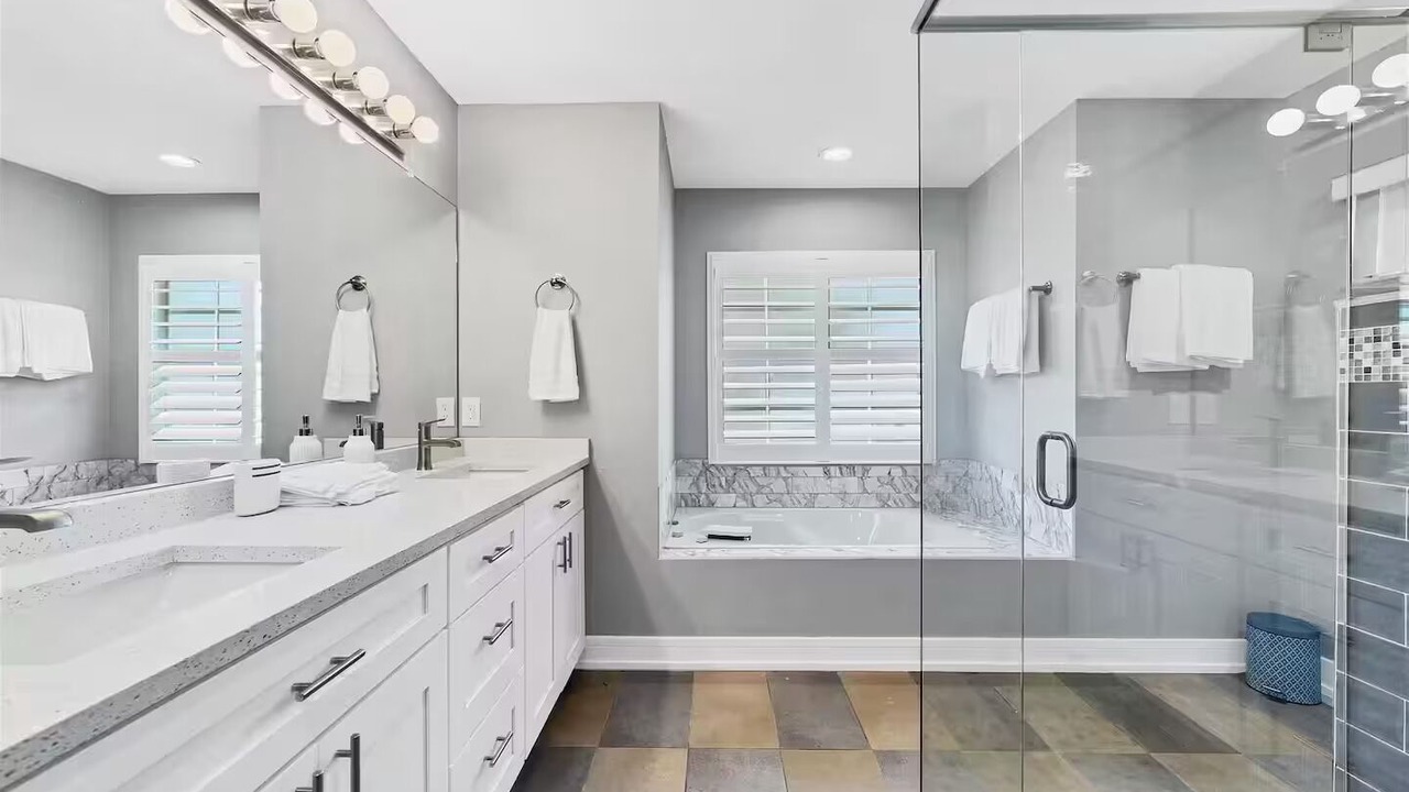 Photo of Bathroom in Lake Sarasota