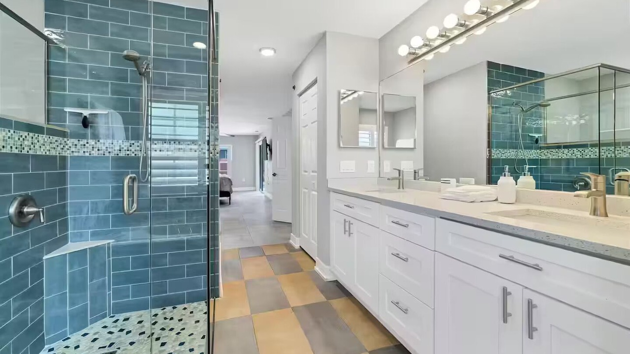 Photo of Bathroom in Lake Sarasota