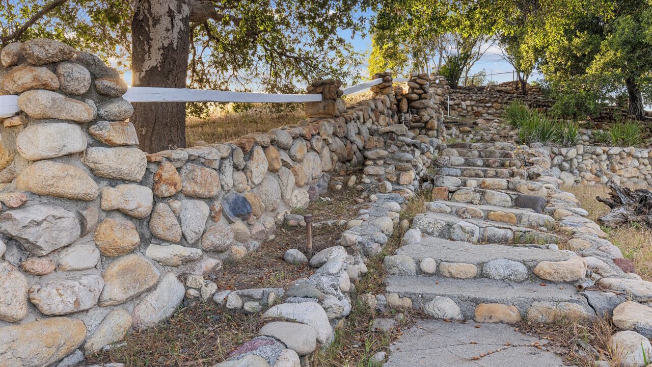 Photo of Outdoor in Newhall