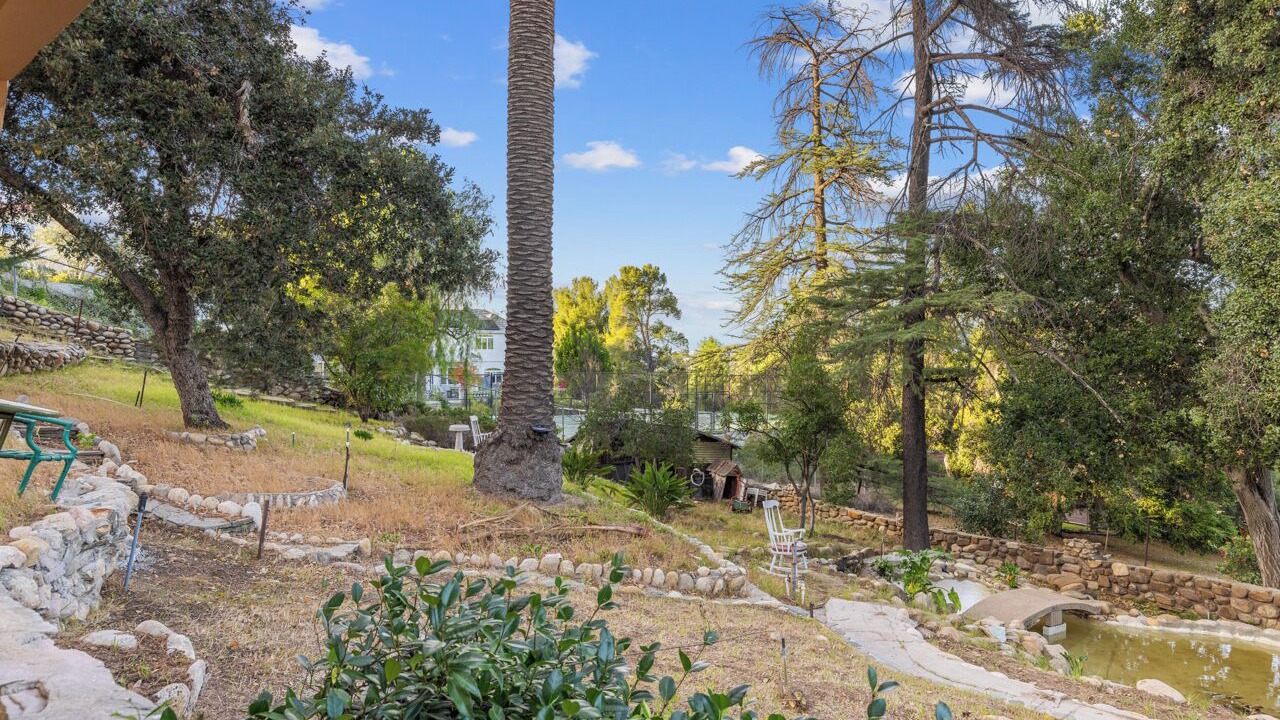 Photo of Outdoor in Newhall