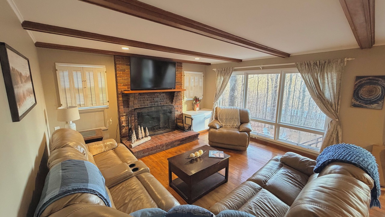 Photo of Livingroom in Eddyville