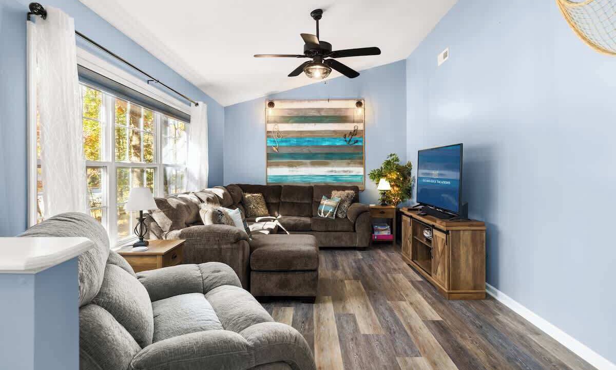 Photo of Livingroom in Ocean Pines