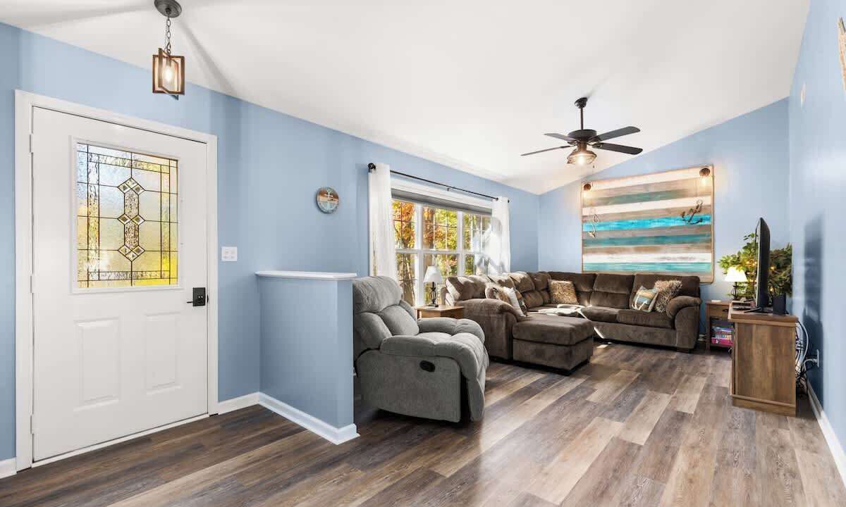 Photo of Livingroom in Ocean Pines