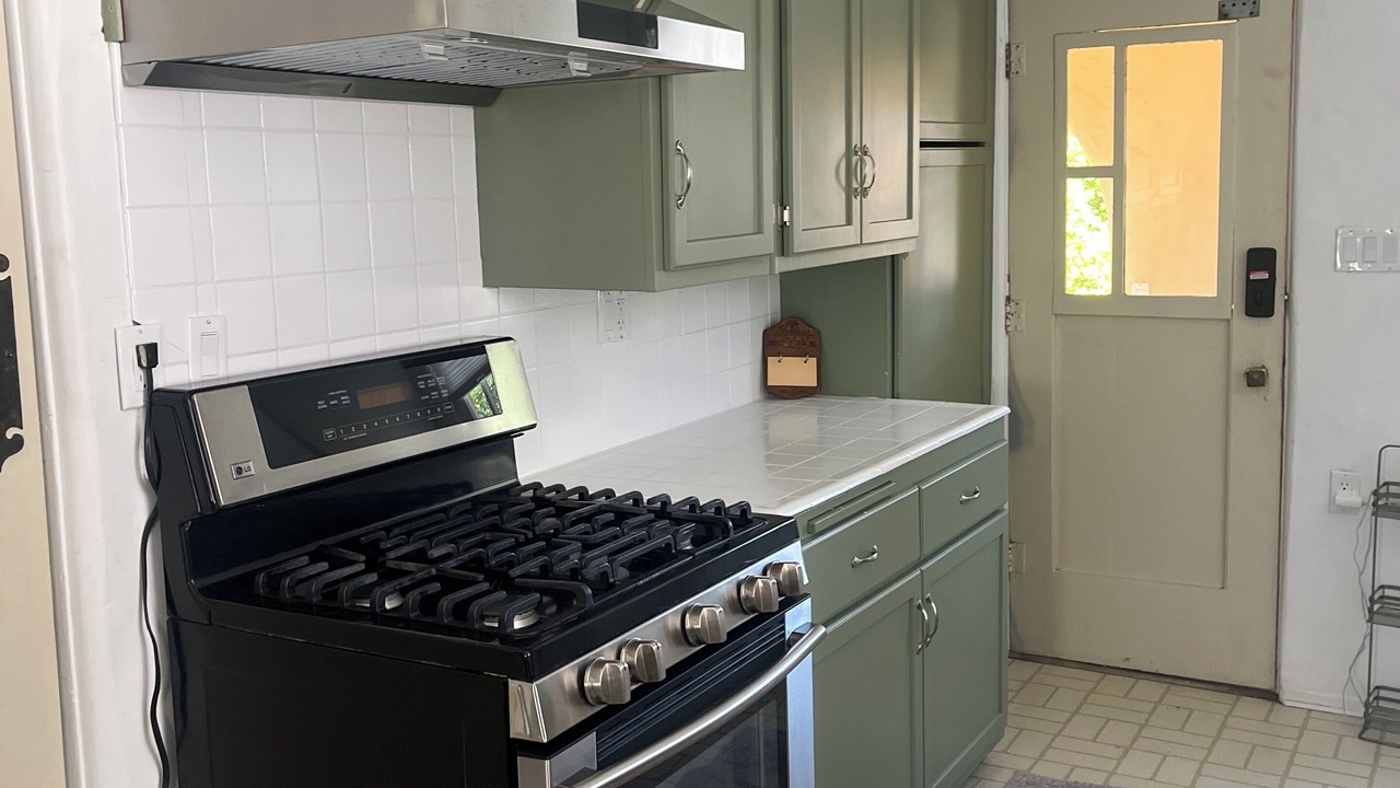 Photo of Kitchen in Newhall