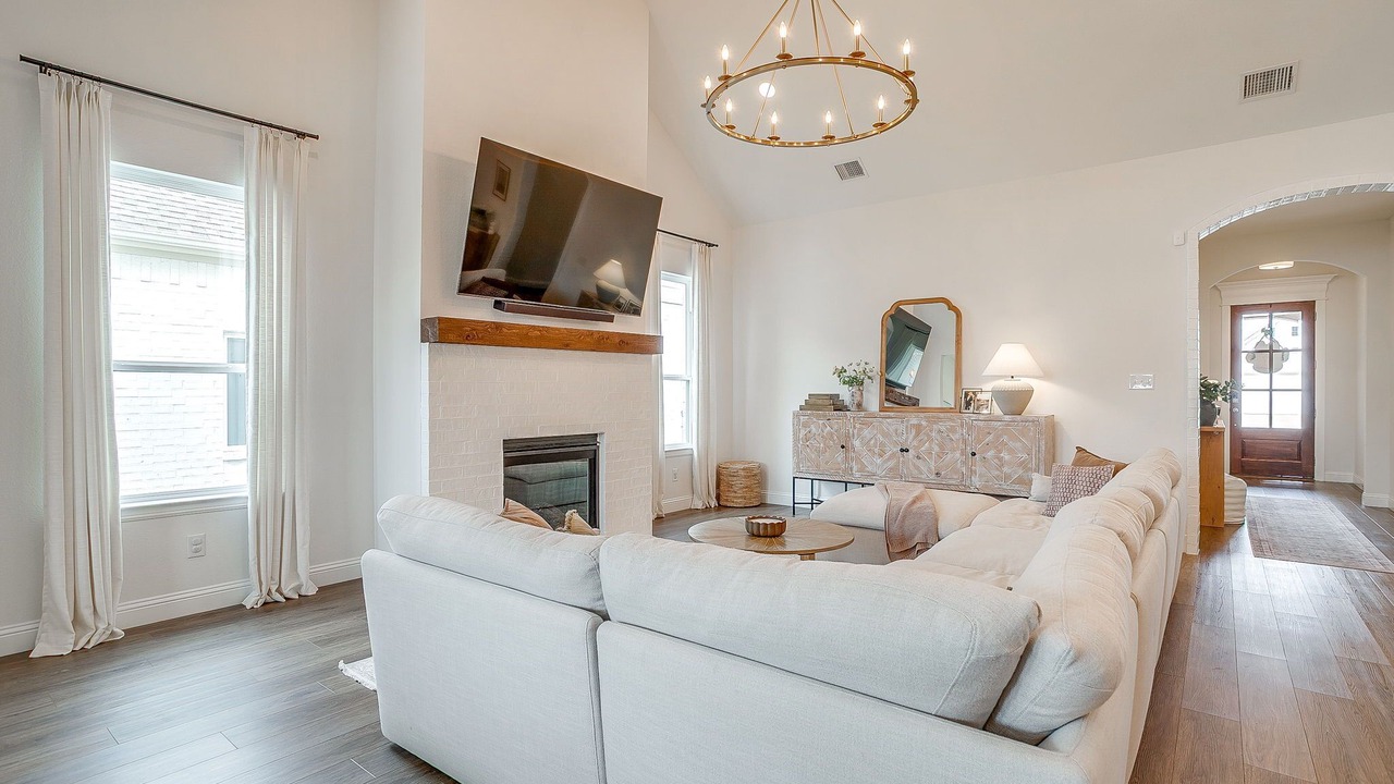 Photo of Livingroom in Parker County