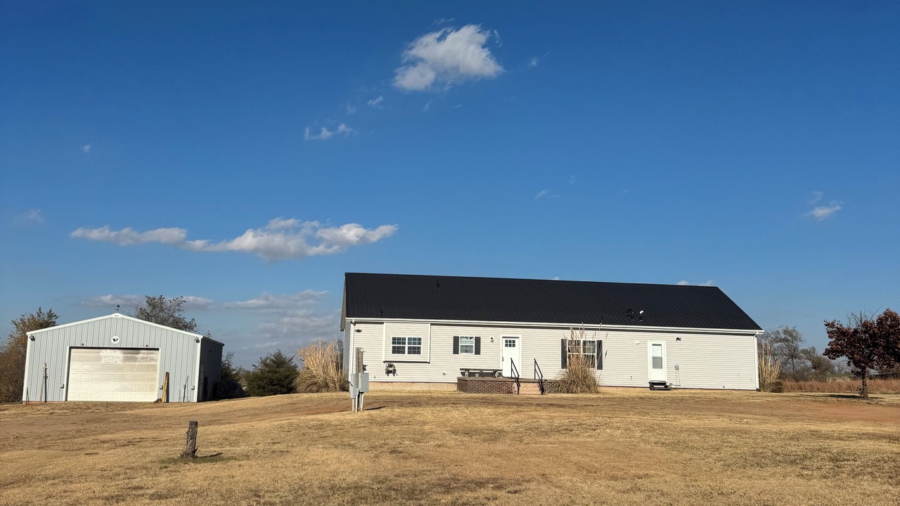 Photo of Outdoor in Murdock