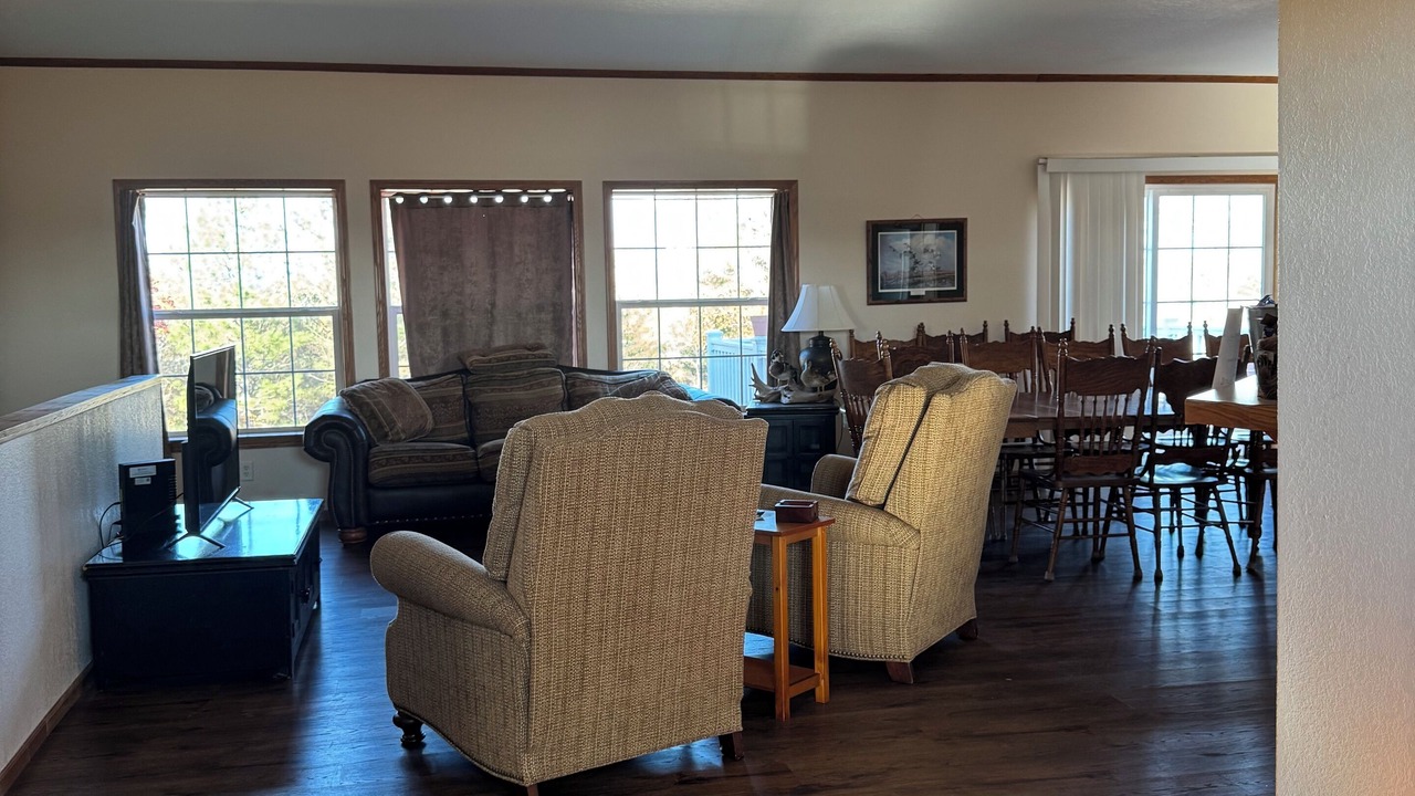 Photo of Livingroom in Murdock