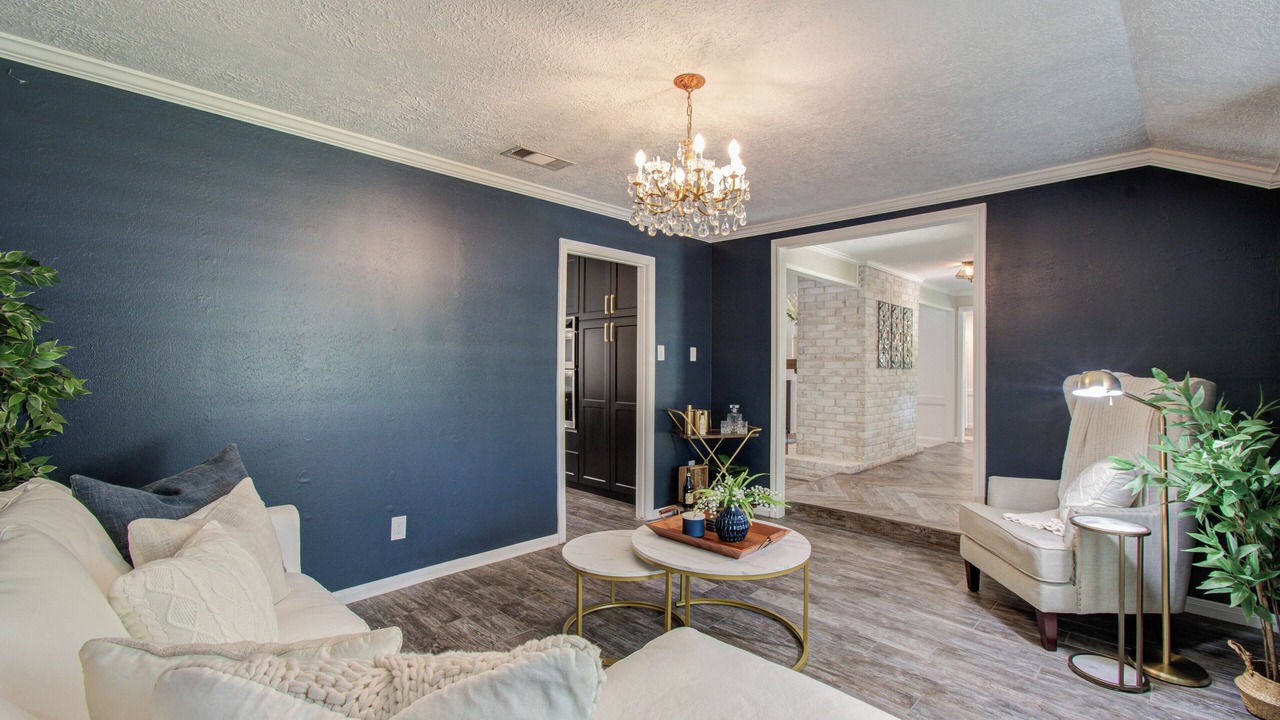 Photo of Livingroom in Northampton