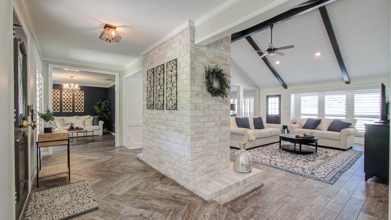 Photo of Livingroom in Northampton