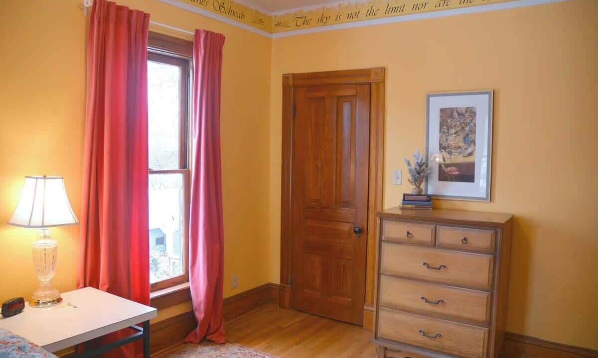 Photo of Bedroom in West Washington