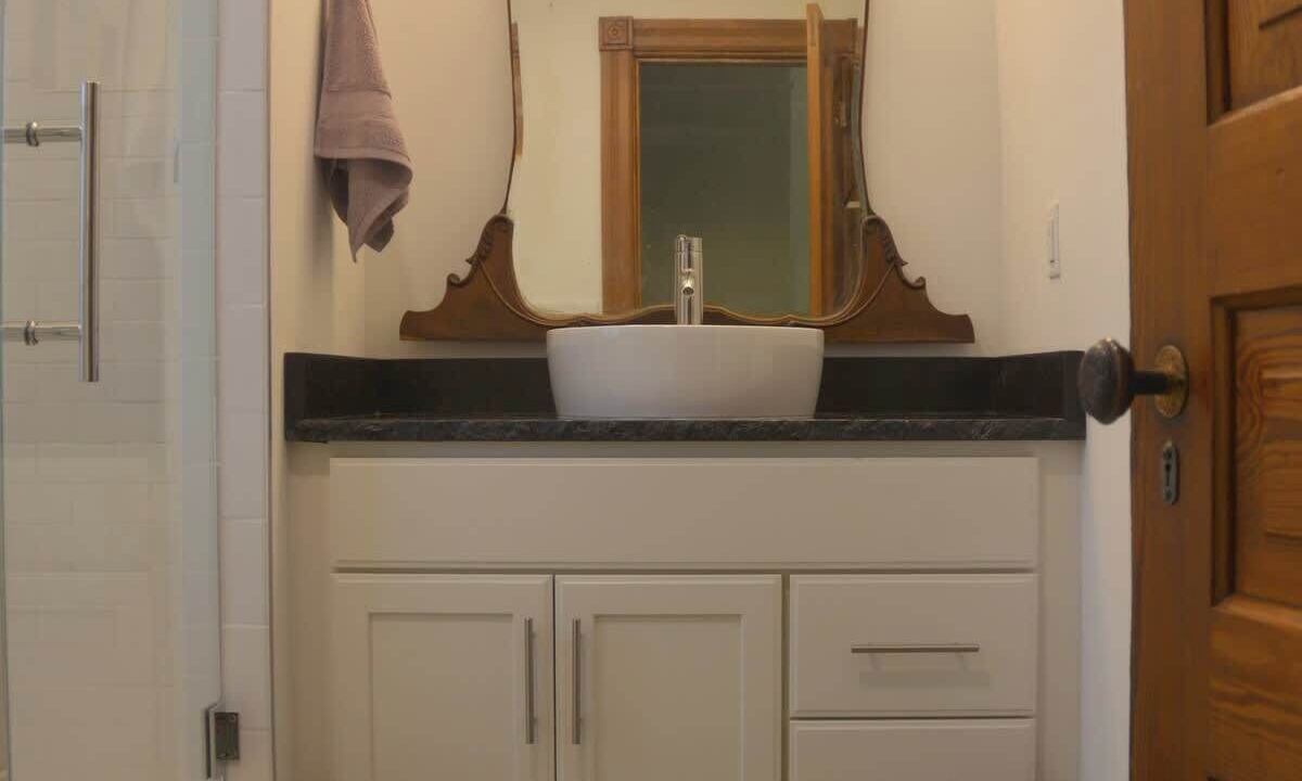 Photo of Bathroom in West Washington