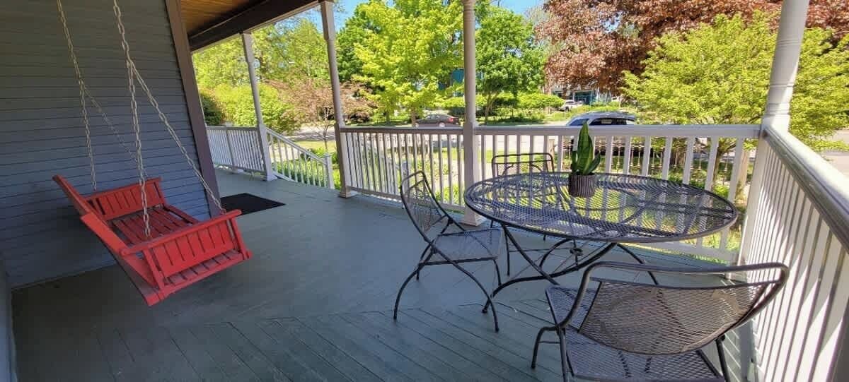 Photo of Outdoor in West Washington