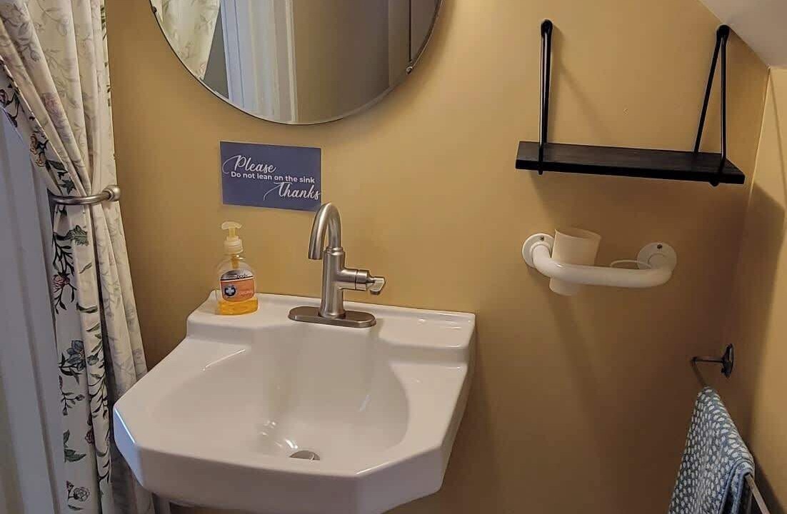 Photo of Bathroom in West Washington