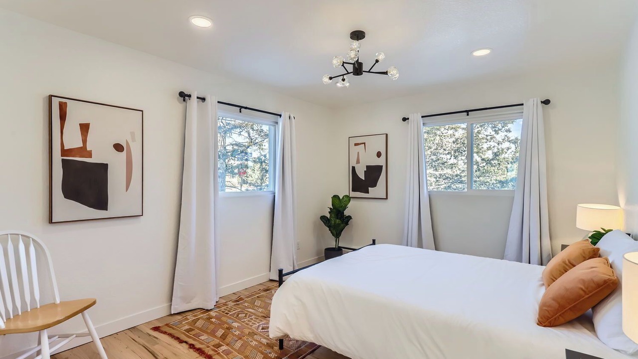 Photo of Bedroom in Highland Park