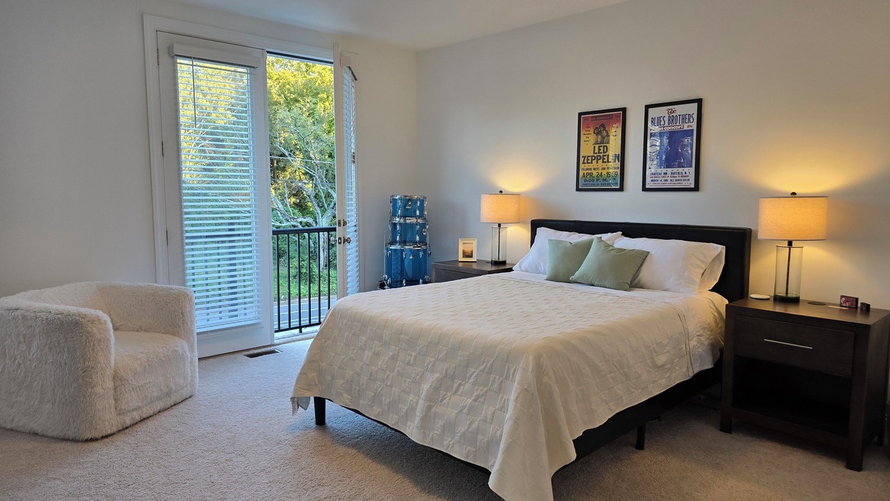 Photo of Bedroom in Downtown