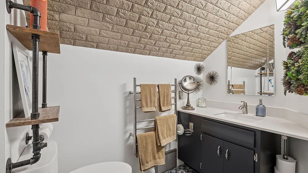 Photo of Bathroom in Ericsson