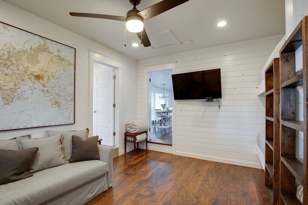 Photo of Livingroom in Tia Juana