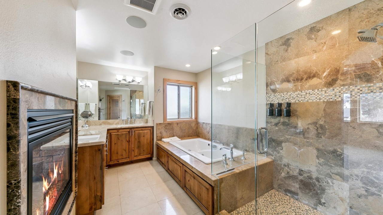 Photo of Bathroom in Tahoe Keys