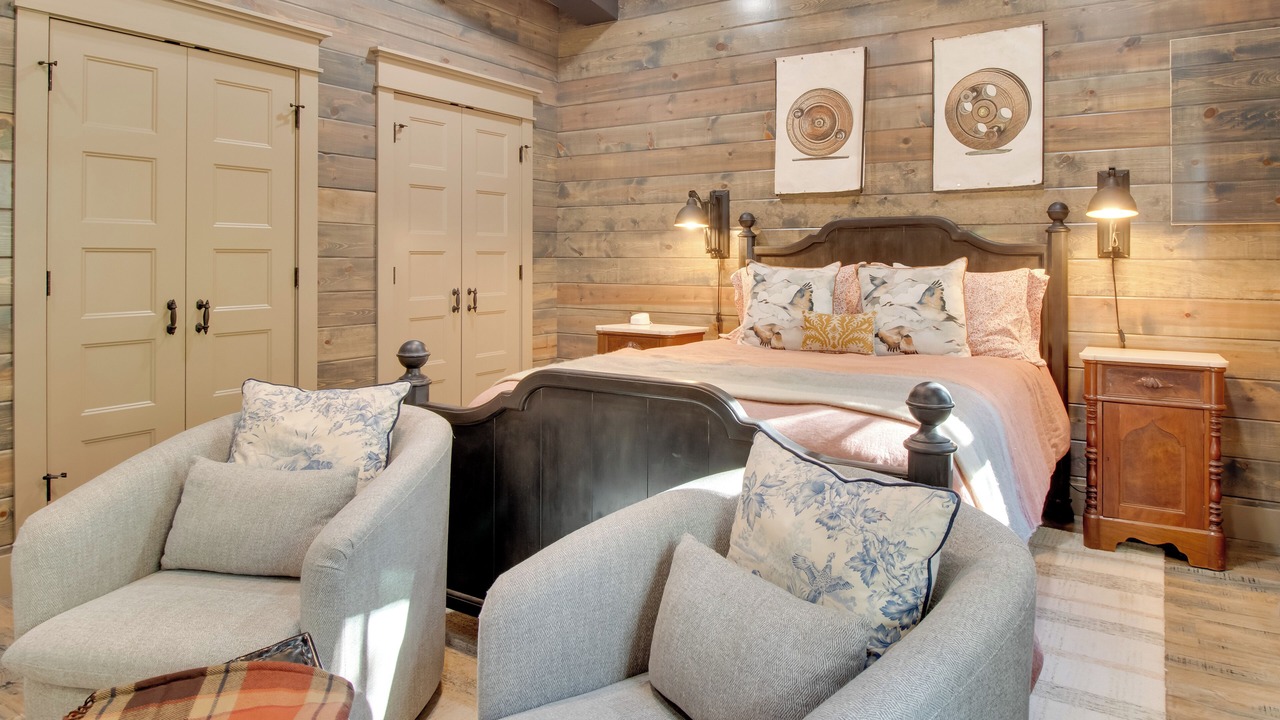 Photo of Bedroom in Cotter