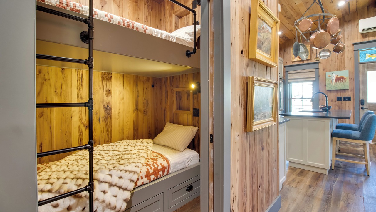 Photo of Bedroom in Cotter