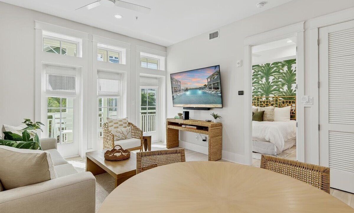 Photo of Livingroom in Cinnamon Shore