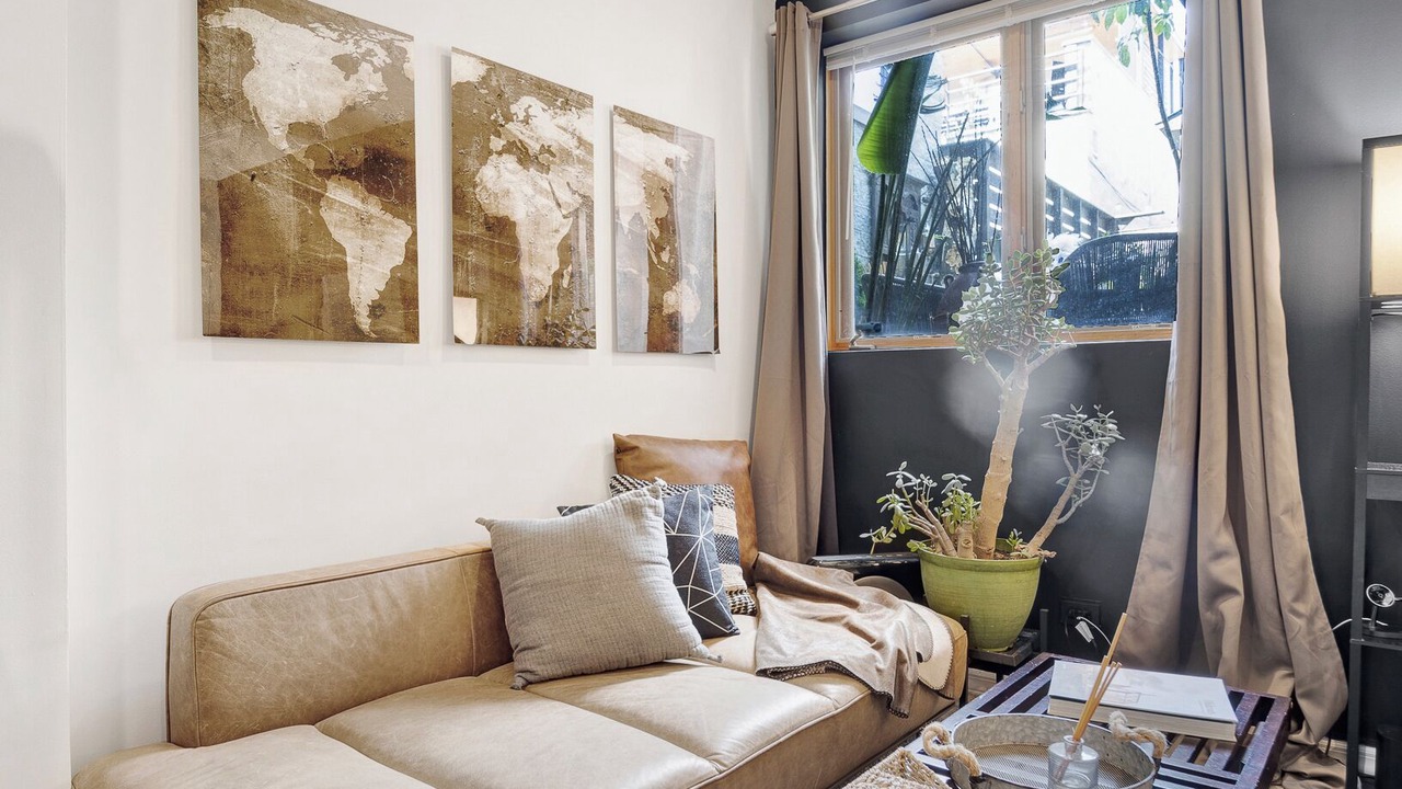 Photo of Livingroom in Wicker Park