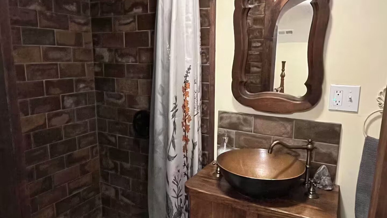Photo of Bathroom in Stanton