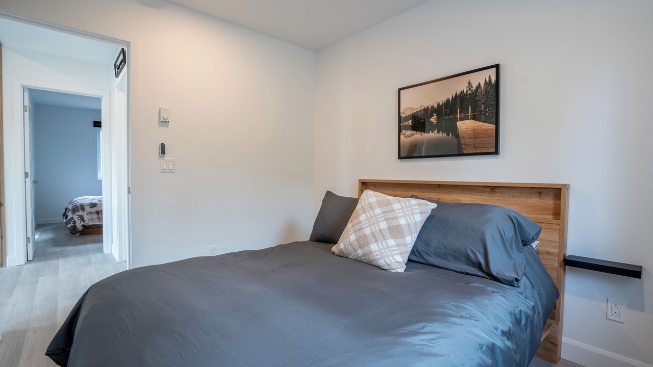 Photo of Bedroom in St-Bernard-de-Lacolle