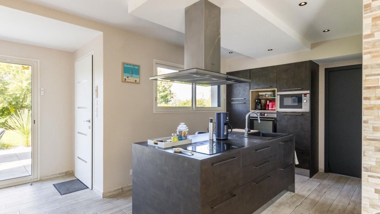 Photo of Kitchen in Montmartin-sur-Mer