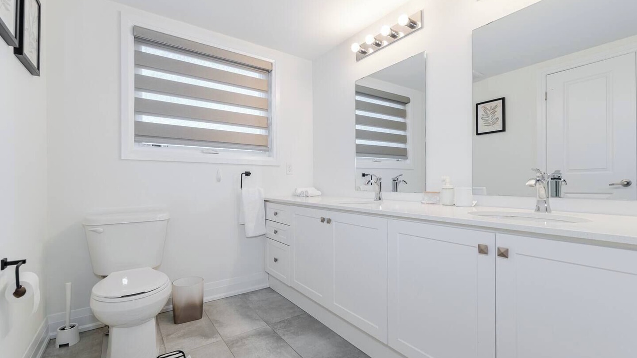 Photo of Bathroom in Beverley Glen