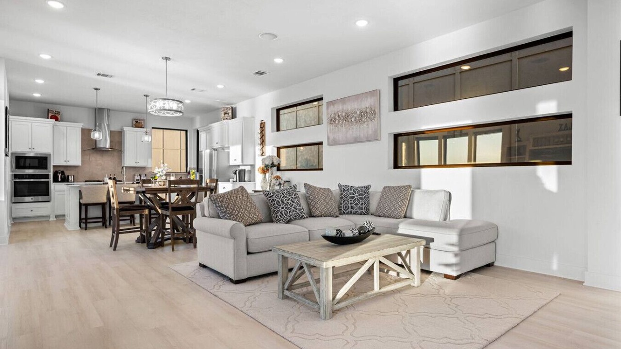 Photo of Livingroom in Rowlett