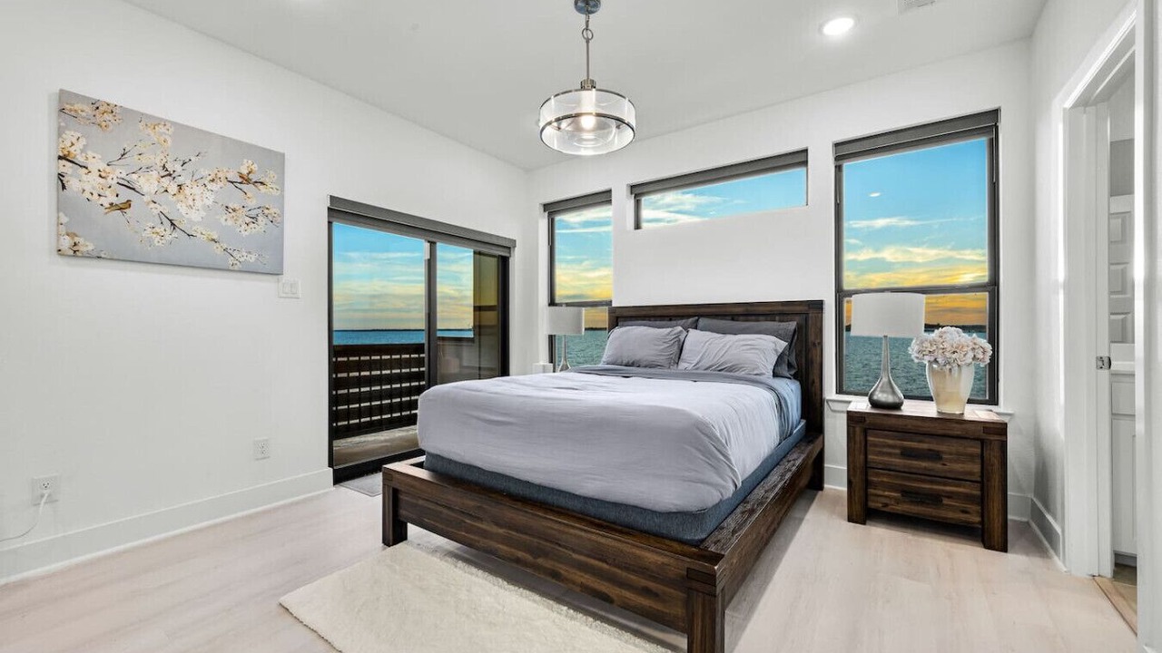 Photo of Bedroom in Rowlett