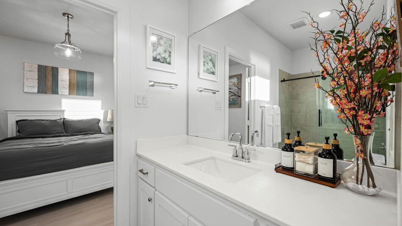 Photo of Bathroom in Rowlett