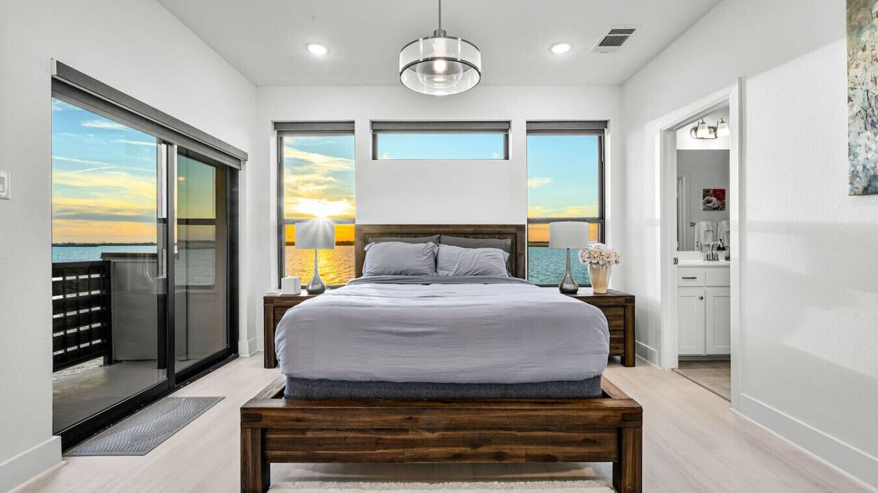 Photo of Bedroom in Rowlett