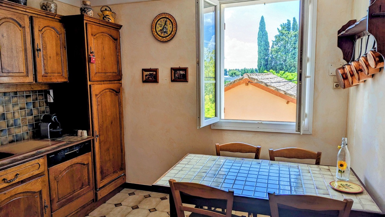 Photo of Kitchen in Caumont-sur-Durance