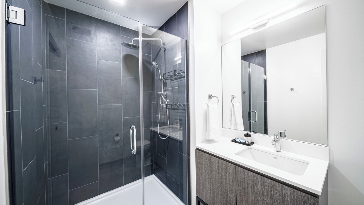Photo of Bathroom in Music Row