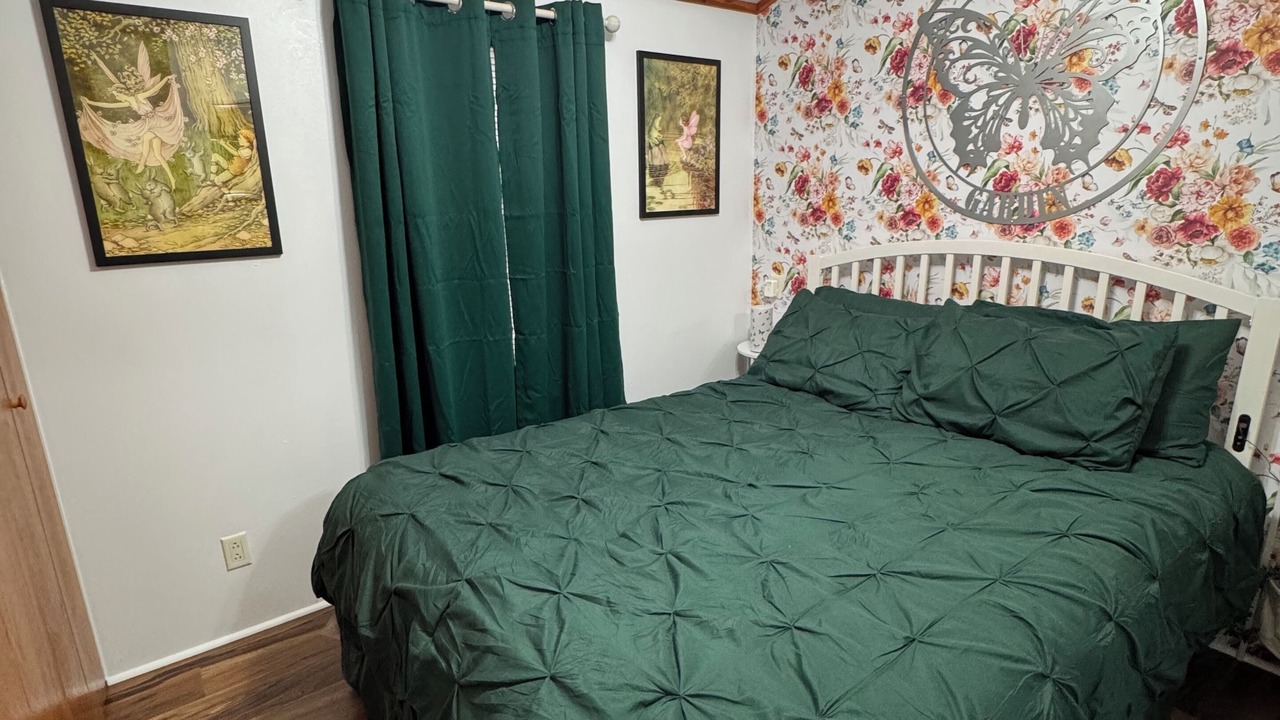 Photo of Bedroom in Texanna