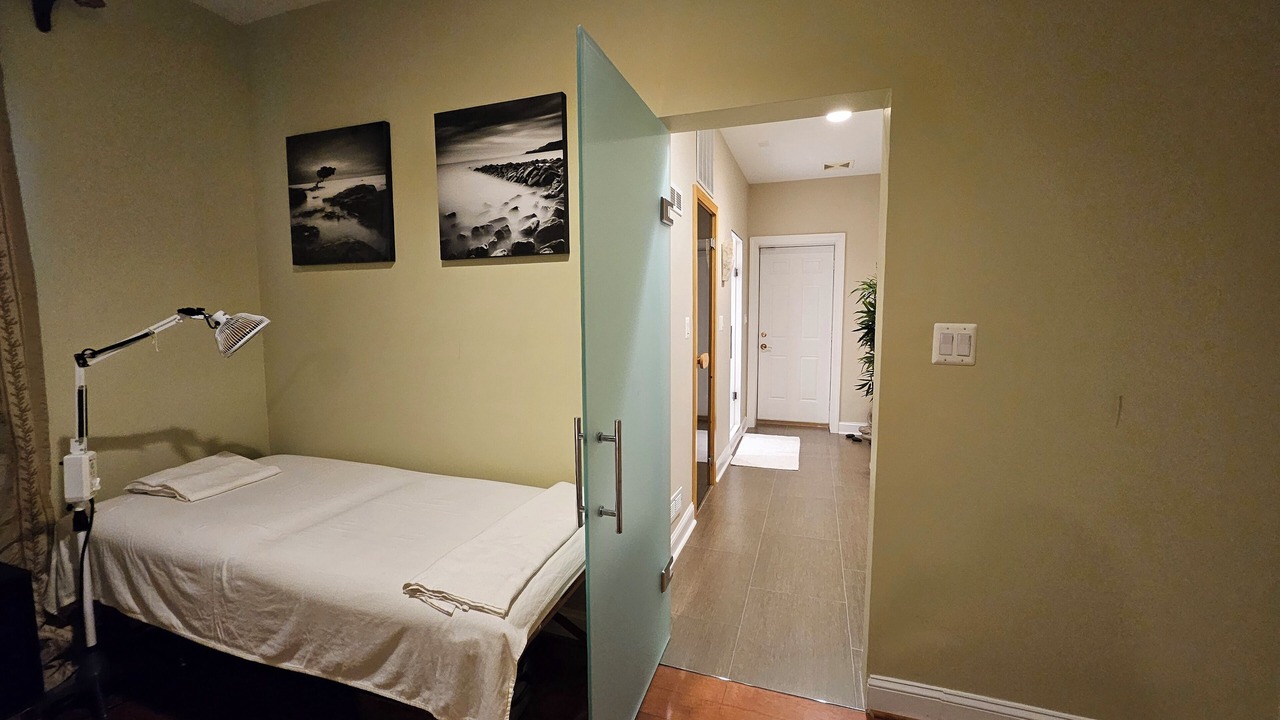 Photo of Bedroom in Darnestown