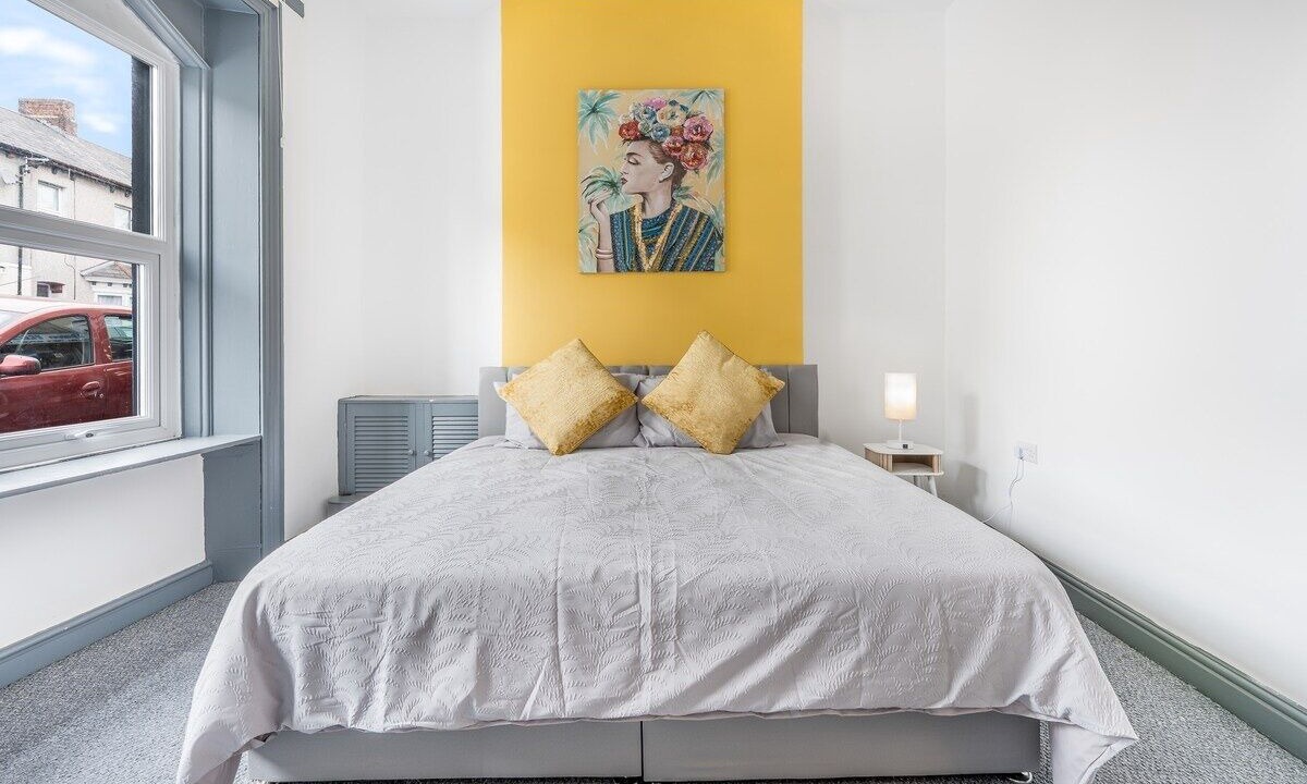 Photo of Bedroom in Newport